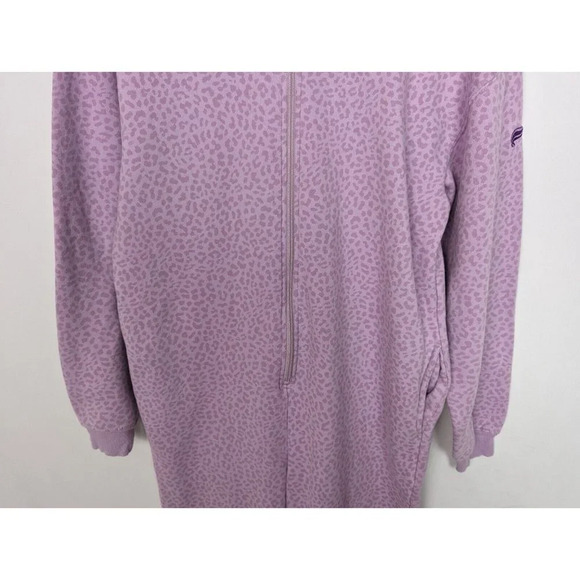 Fabletics sz. L Forever Fleece Hooded Onepiece Purple Leopard Zip Up Pajamas - Picture 8 of 16